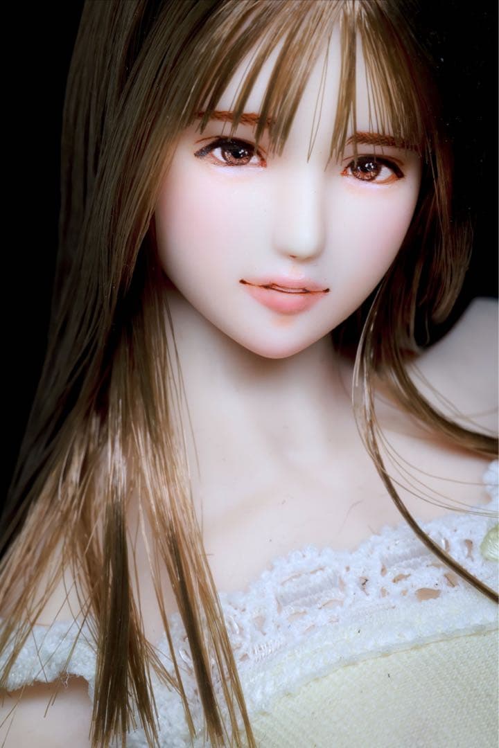 ♪♪ 1/6 　ドール カスタムドールヘッド　1777　瞳留(める)　　♪♪