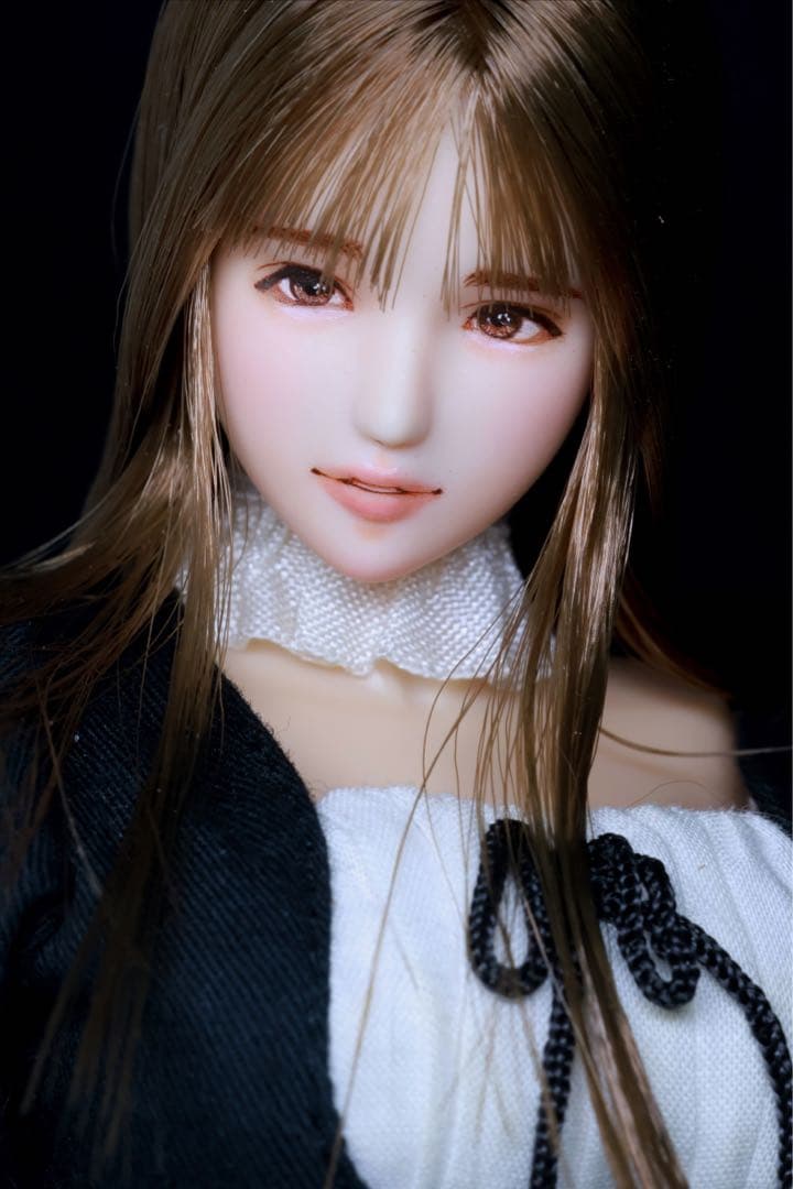 ♪♪ 1/6 　ドール カスタムドールヘッド　1777　瞳留(める)　　♪♪