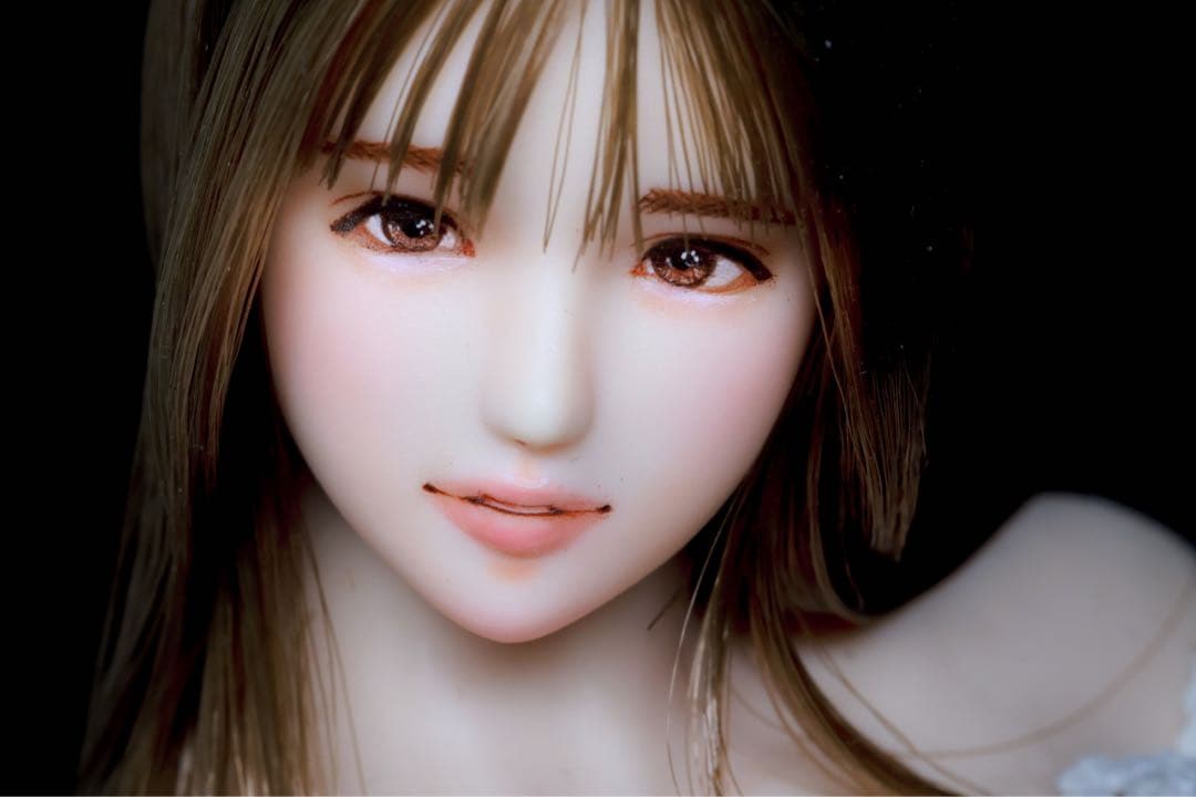 ♪♪ 1/6 　ドール カスタムドールヘッド　1777　瞳留(める)　　♪♪