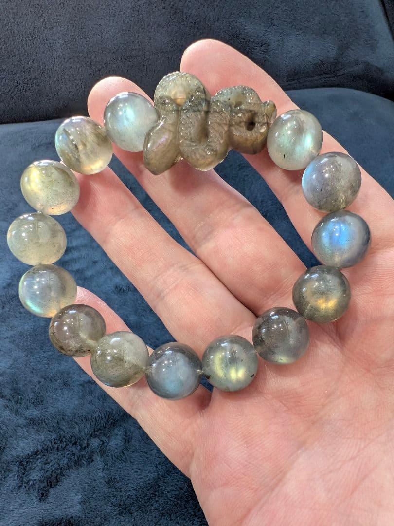 高品質天然ラブラドライト、蛇型ラブラドライトルース付きブレスレット！