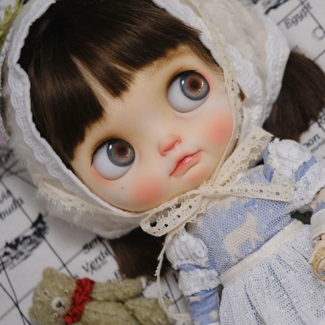 カスタムブライス かわいい 人形 作家様 幼い まんまる 小さなお目目 ドーナツ