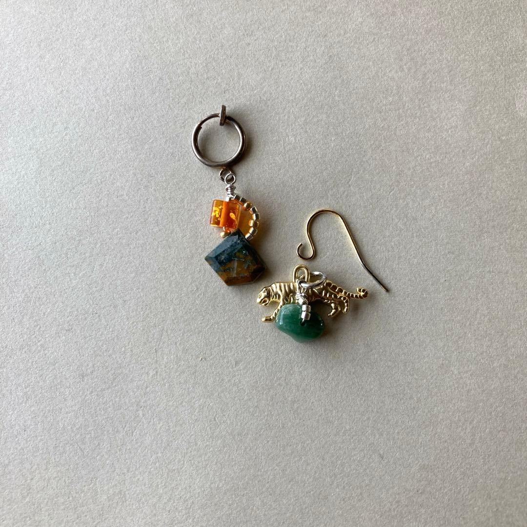 no.003 虎と琥珀と翡翠のtreasure box