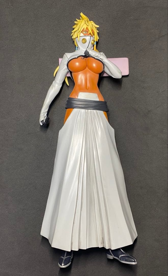 BLEACH　グリッター&グラマラス ティア・ハリベル　フィギュア リペイント