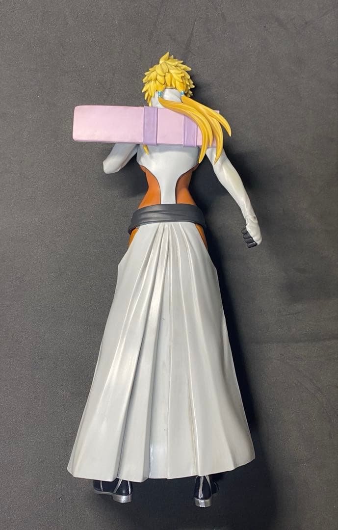 BLEACH　グリッター&グラマラス ティア・ハリベル　フィギュア リペイント