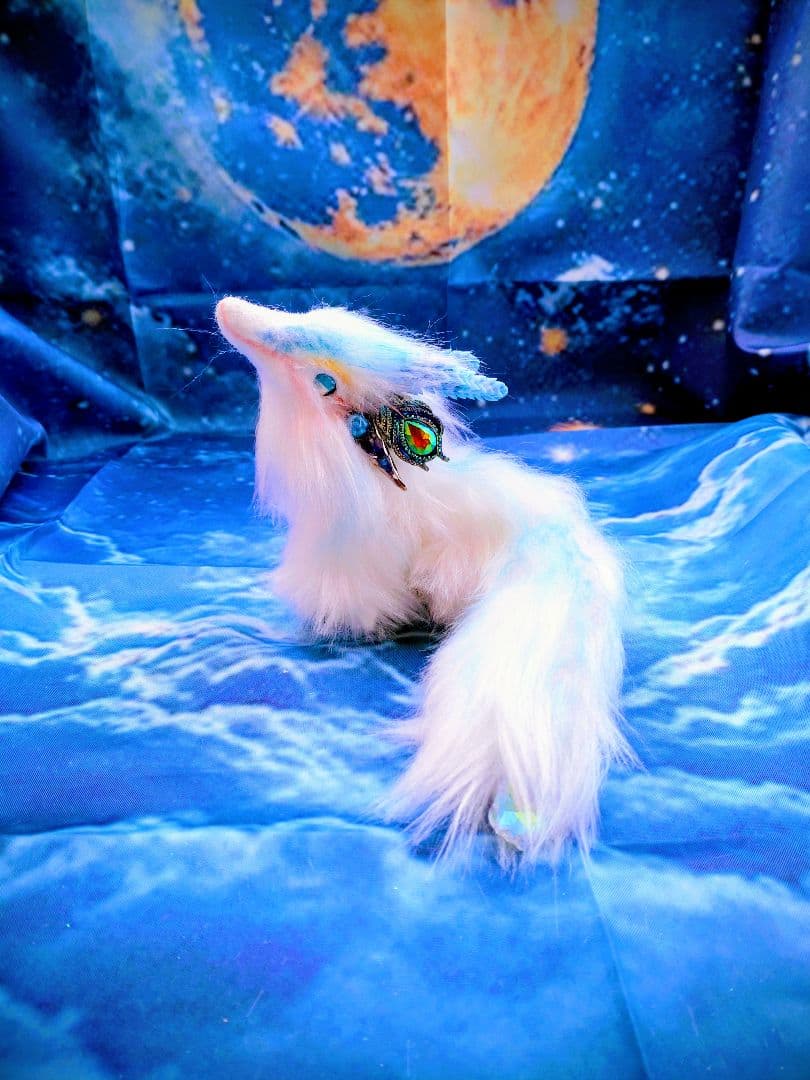 小さめな精龍　アートドール ドラゴン 幻獣 ハンドメイドぬいぐるみ Dragon