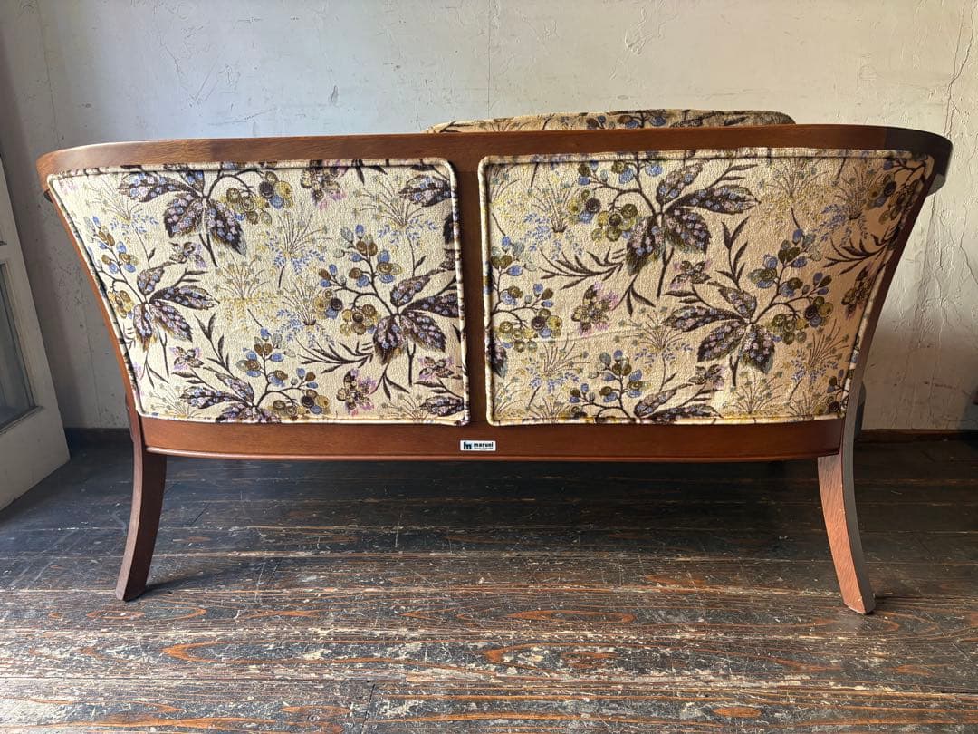 マルニ 花柄クッションの2人掛けソファ maruni
