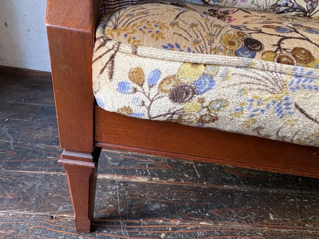 マルニ 花柄クッションの2人掛けソファ maruni