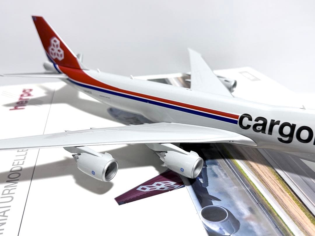 航空機・ヘリコプター herpa 1/200 B747-8F cargolux