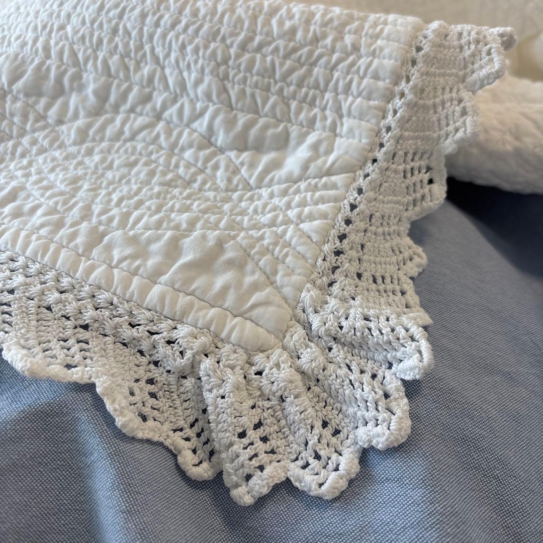 ラルフローレン　ホワイト ベッドカバー キルトステッチレース縁取り　ダブルサイズ