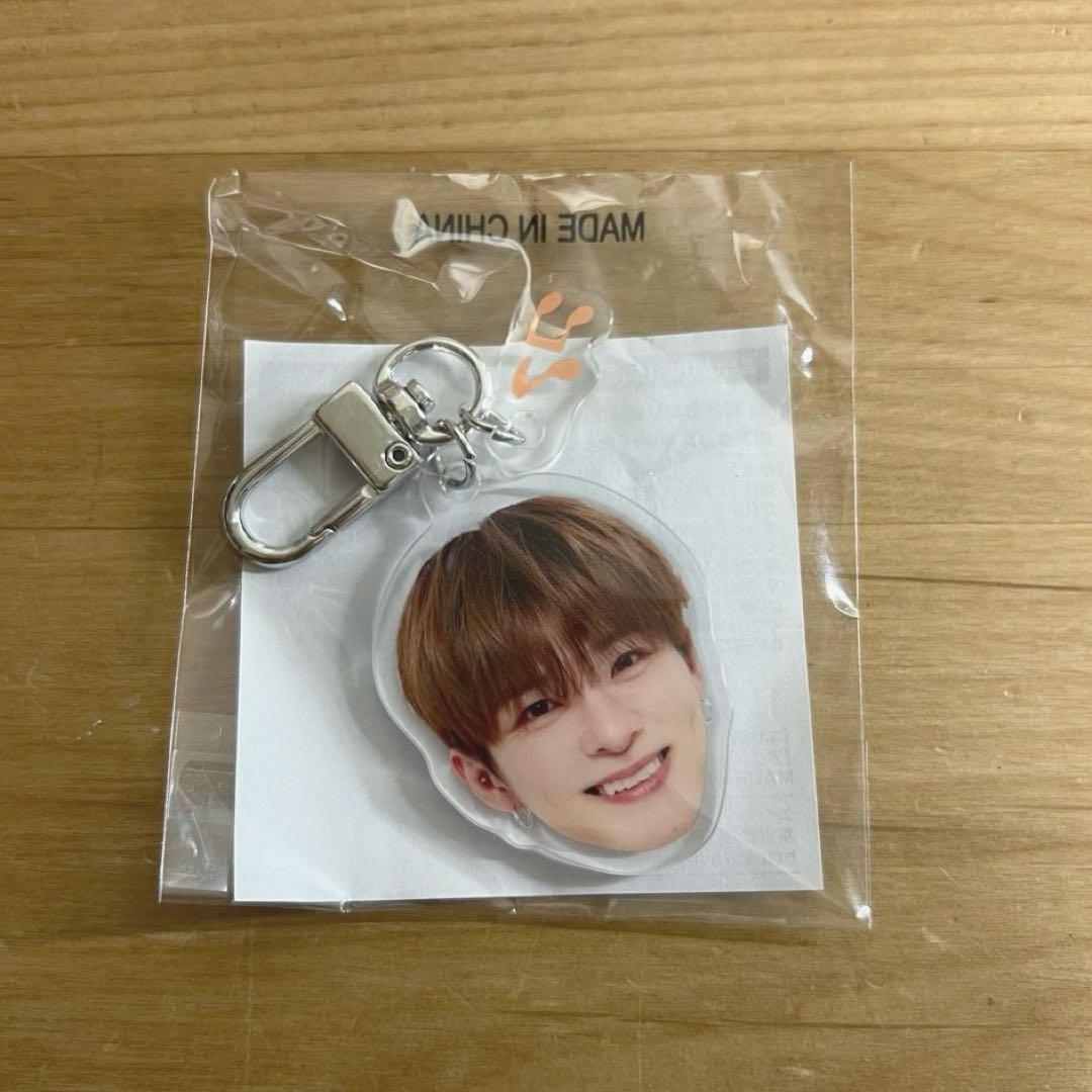 アサヒ 10000 8000 トレカ 顔アクキー 楽 TRUZ HIKUN