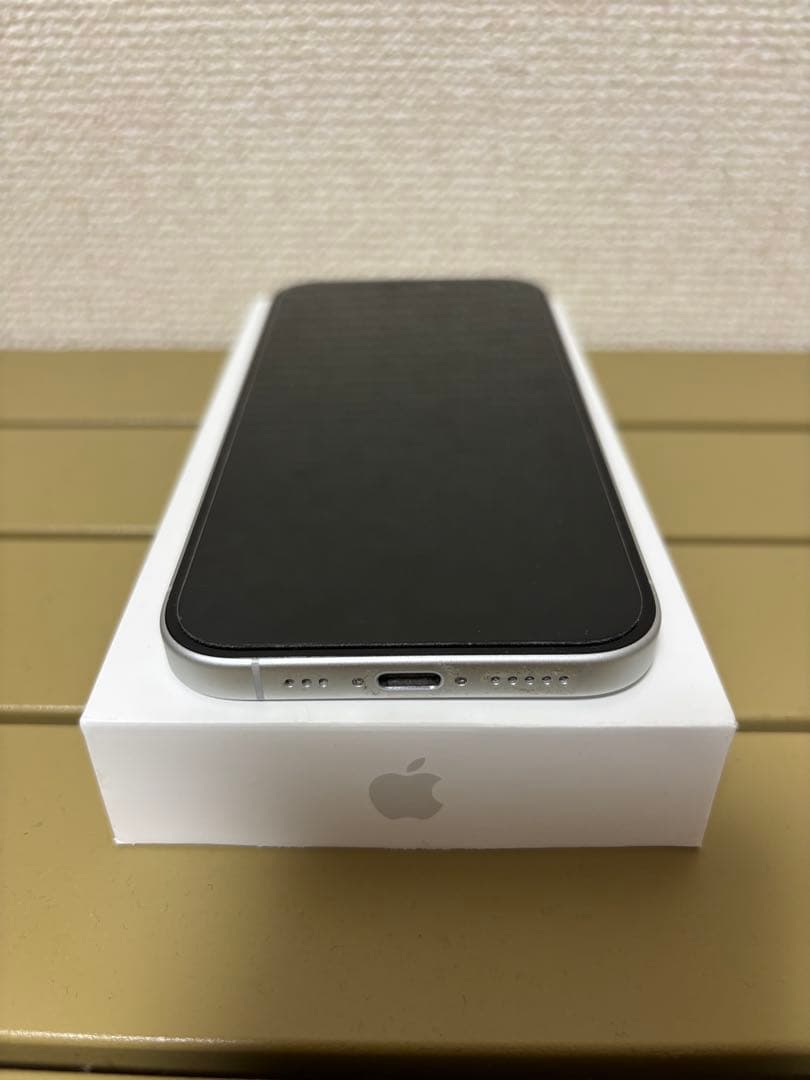 iPhone 16 128GB ホワイト
