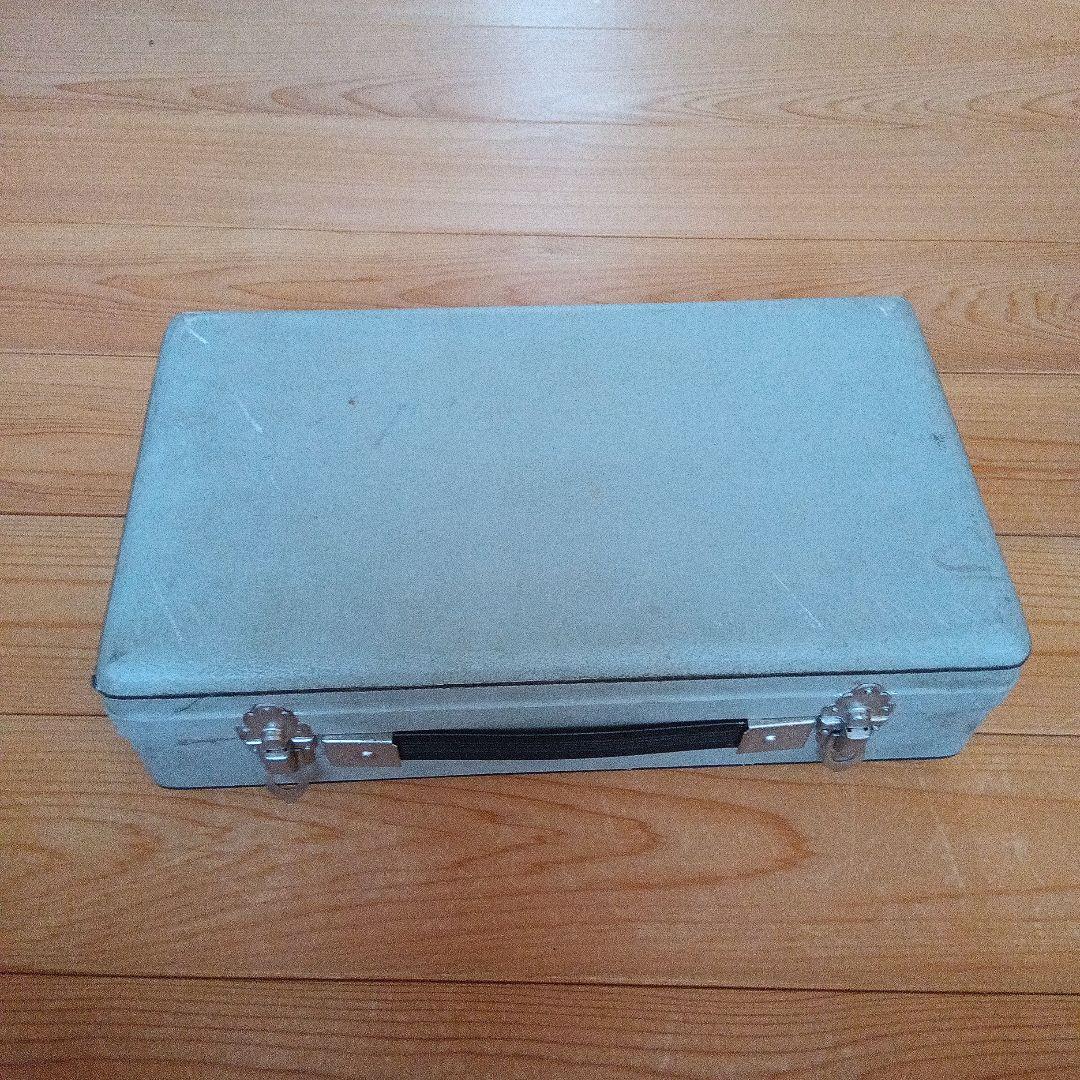 じ*ん様 Windsor クラリネット B♭本体 木製 　ケース付き