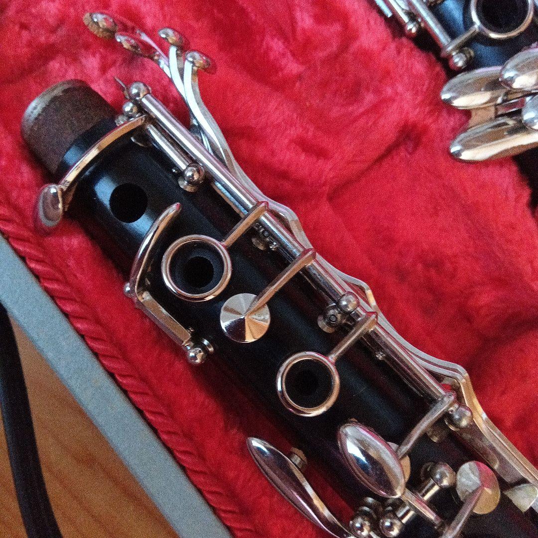 じ*ん様 Windsor クラリネット B♭本体 木製 　ケース付き