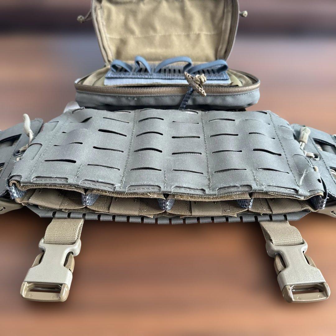 実物 Shaw Concepts ARC Placardセット