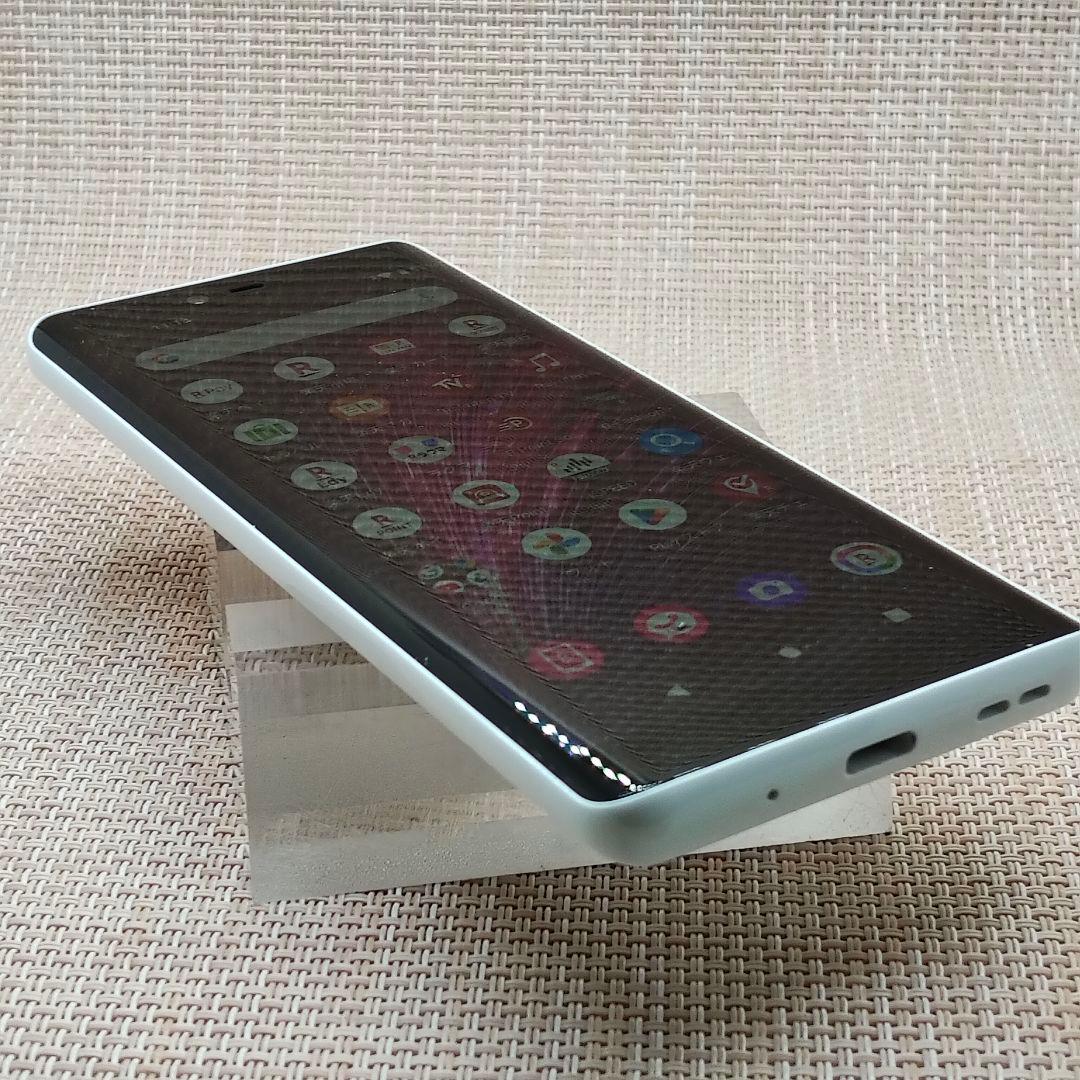 ③Rakuten Hand 5G P780 ホワイト　128GB SIMフリー