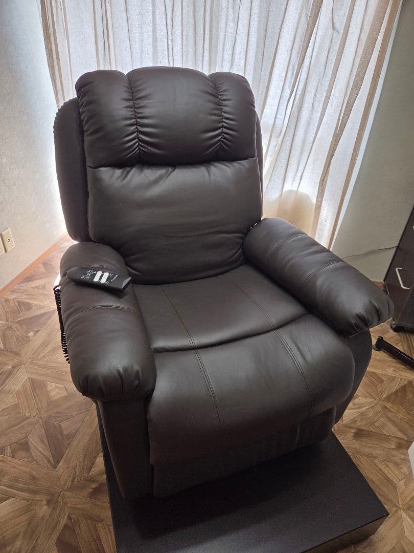 シフォンジュニア　電動リクライニングチェア　ステージ単品