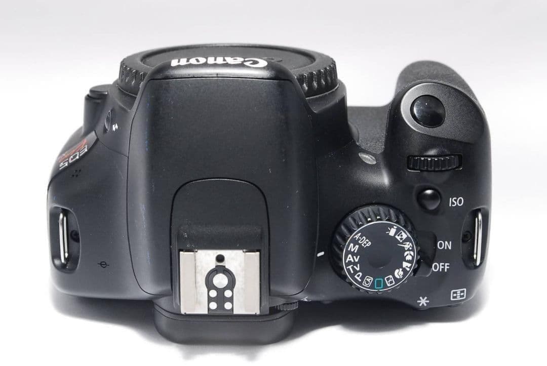 【決算セール】すぐ使える Canon Kiss X4☆一眼レフ☆美品 初心者