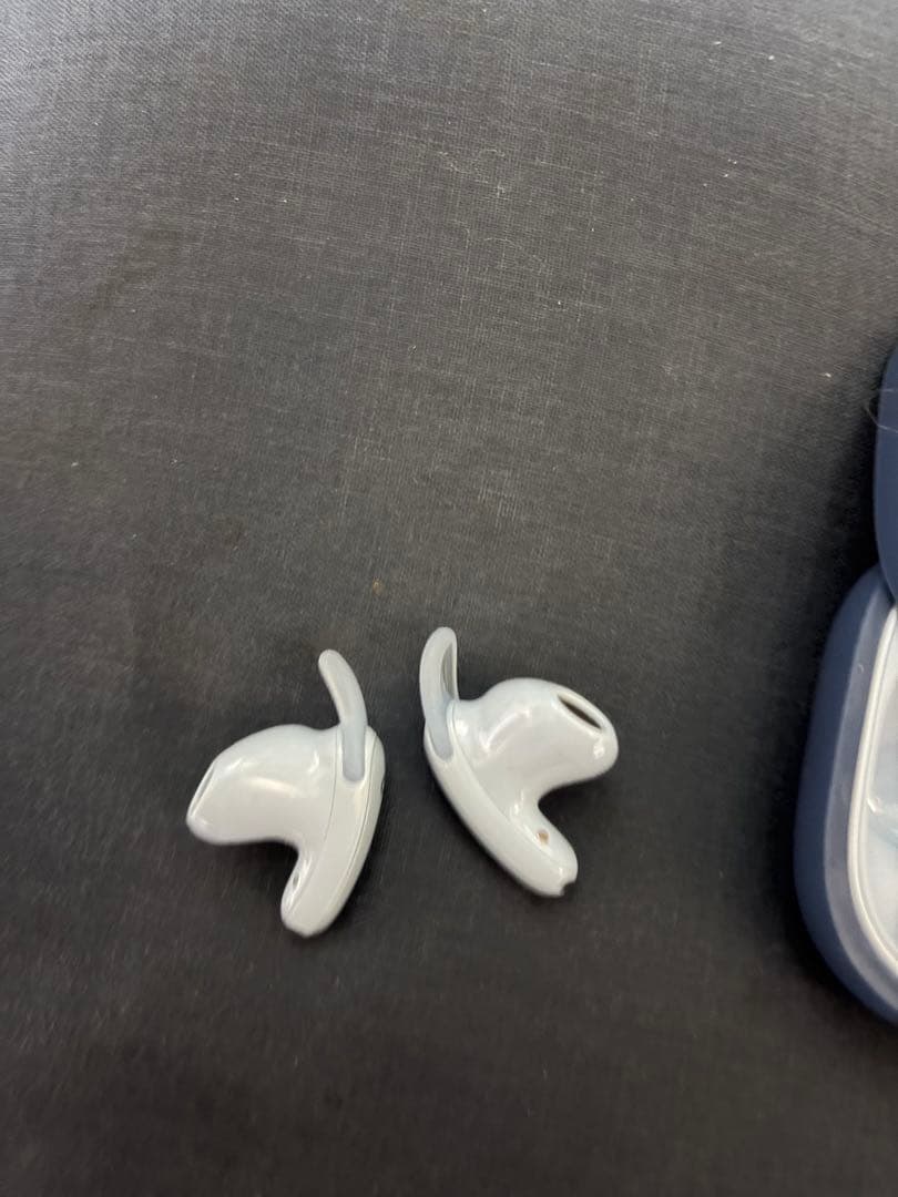 ANKER ホワイト ワイヤレスイヤホン