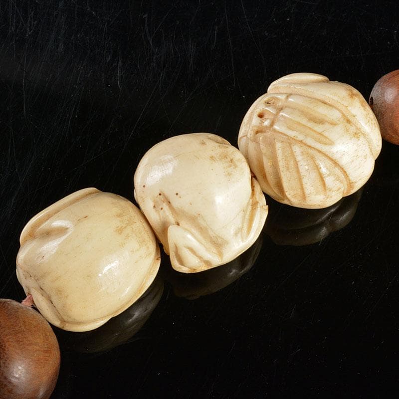 時代提げ物　獣骨製　干支　数珠　念珠　根付　D　R4834