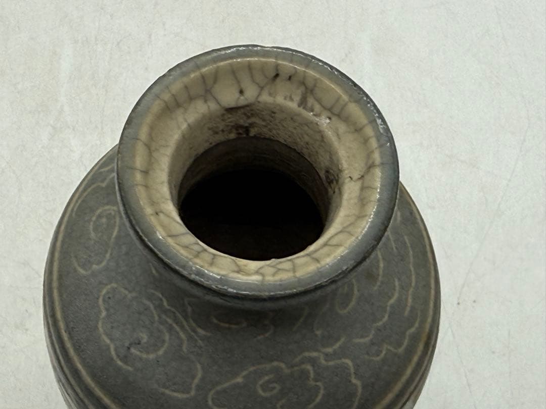 安南焼　魚紋　小瓶　送料込み2602020