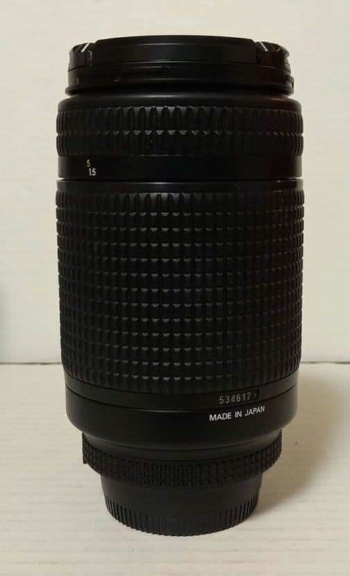 ニコン　レンズ　ED　AF　NIKKOR　70-300mm　1:4-5.6D