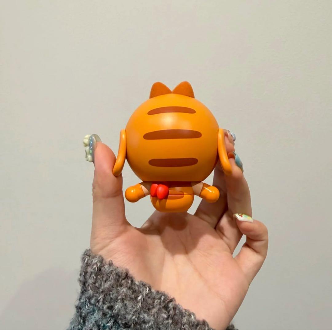 その他 POP MART CRYBABY space cat orange