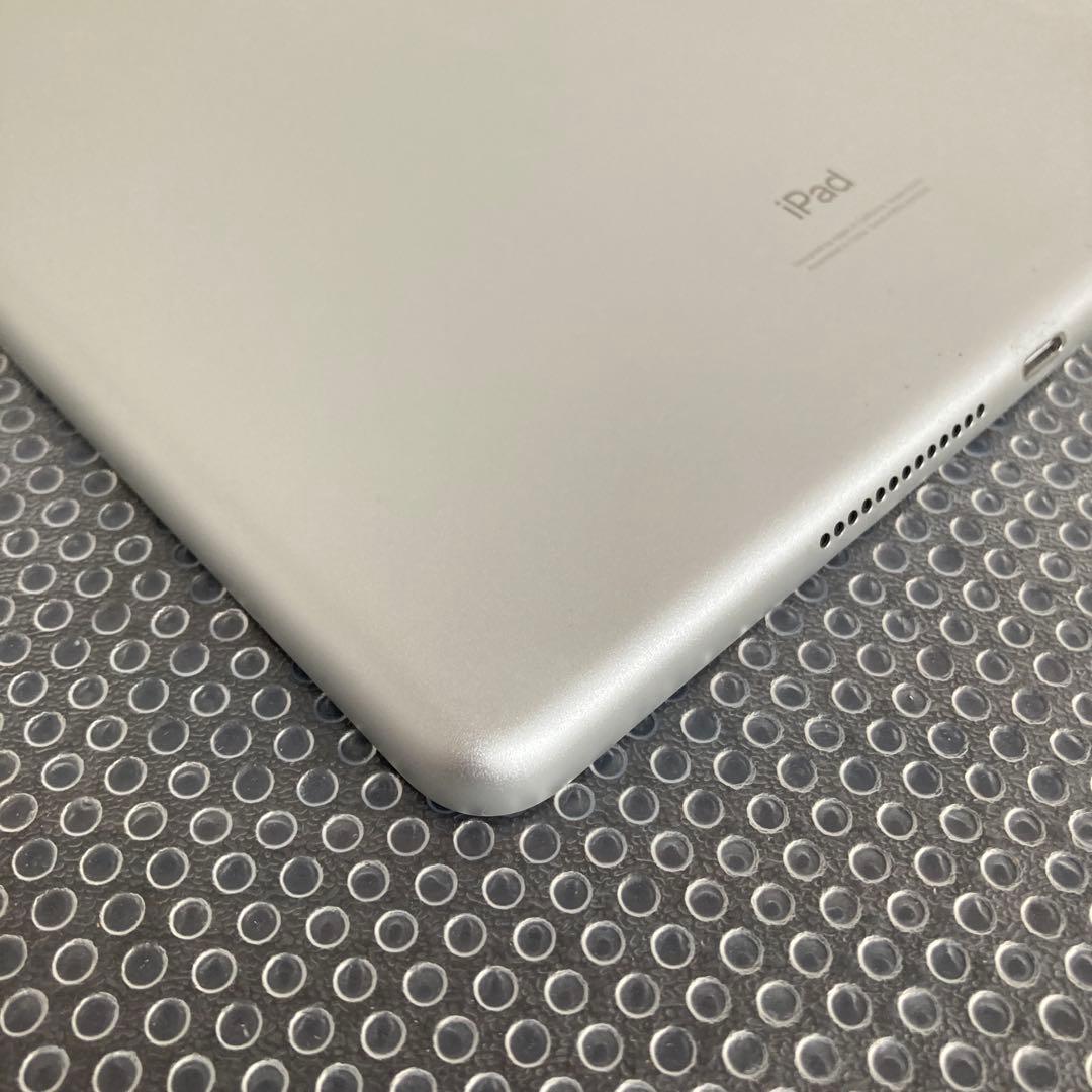 598【早い者勝ち】iPad8 第8世代 32GB WIFIモデル☆