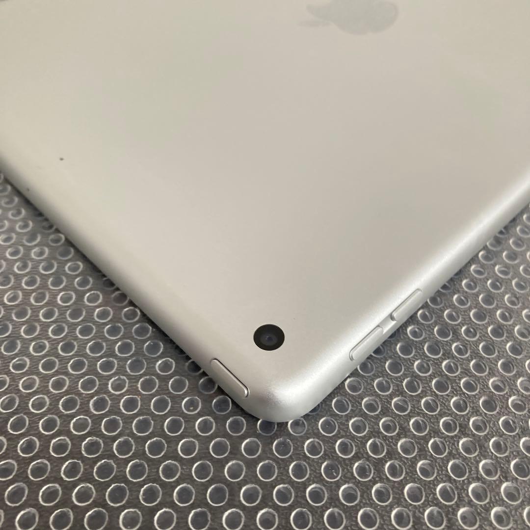 598【早い者勝ち】iPad8 第8世代 32GB WIFIモデル☆