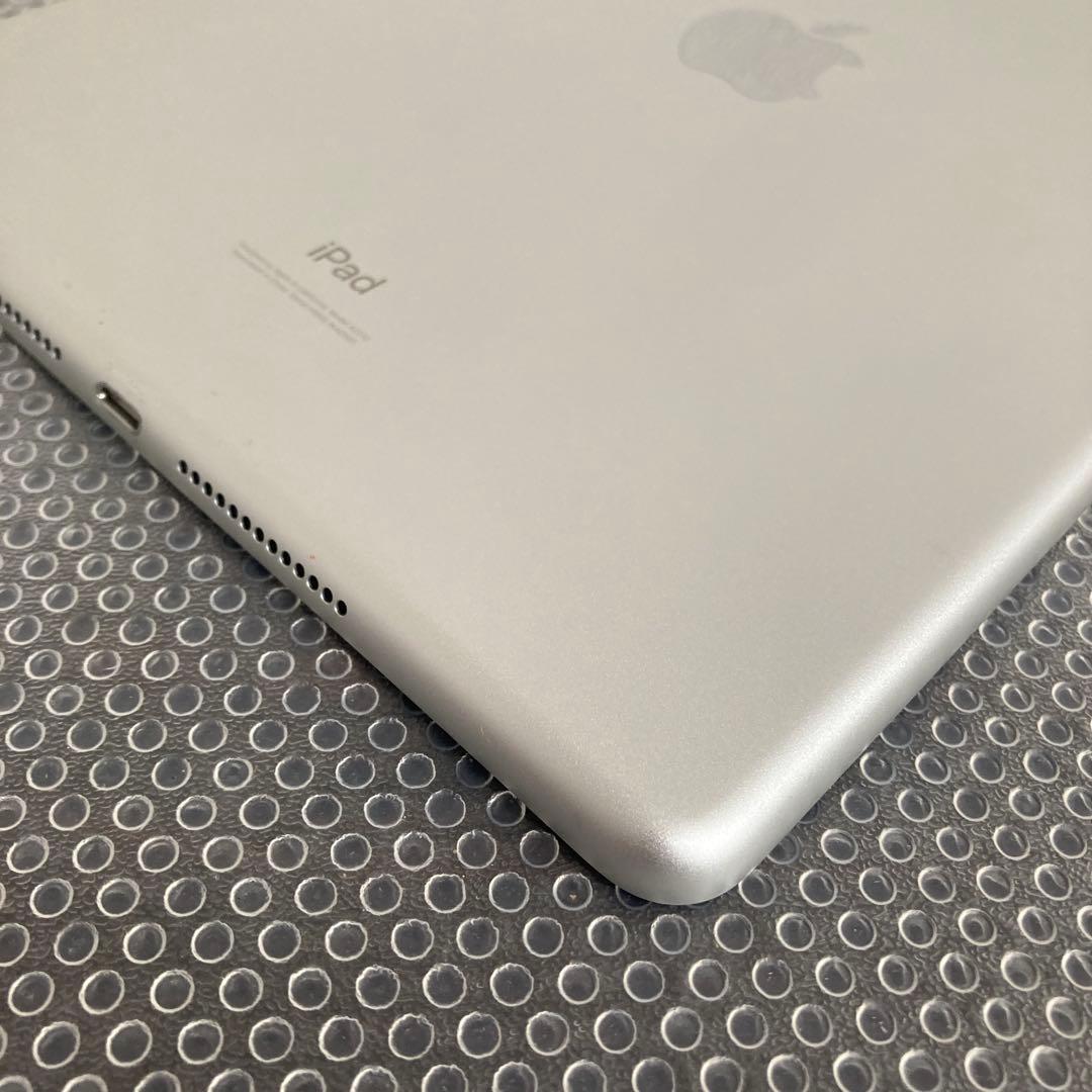 598【早い者勝ち】iPad8 第8世代 32GB WIFIモデル☆