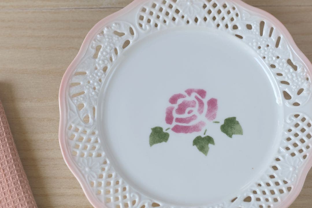 マニーローズ バロックアナイス　プレートL 絵皿　陶器 日本製　新品