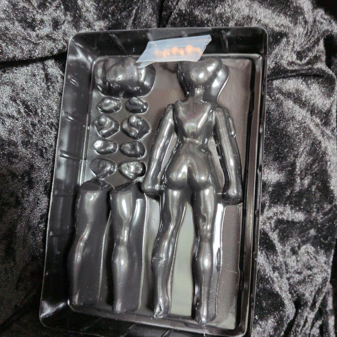 Romankey X COWL 1/12 超可動少女素体 黒肌