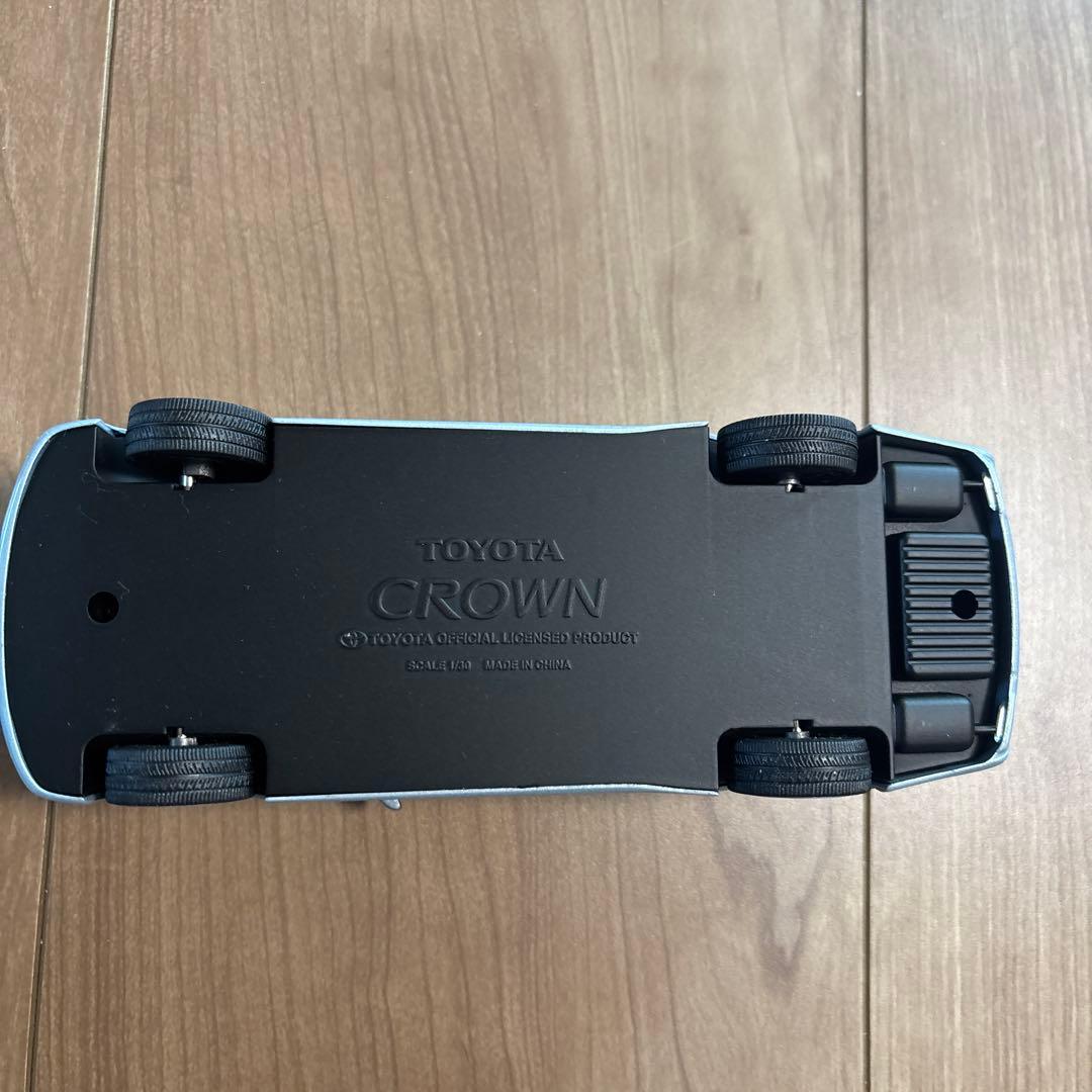 【非売品】TOYOTA クラウン　色見本ミニカーライトブルーマイカメタリック
