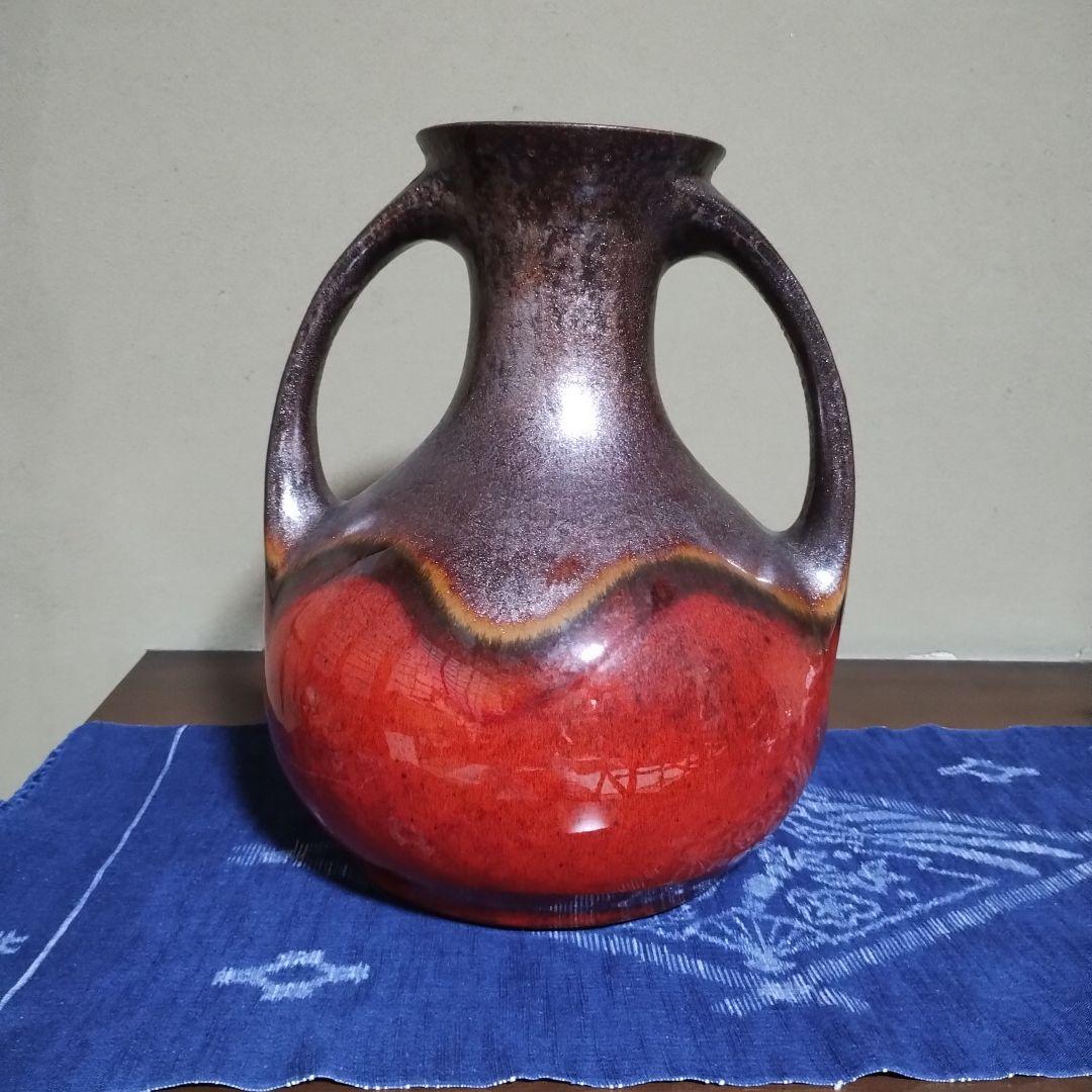 大きい 持ち手付き陶器花瓶 　赤と濃い茶のグラデーション　昭和