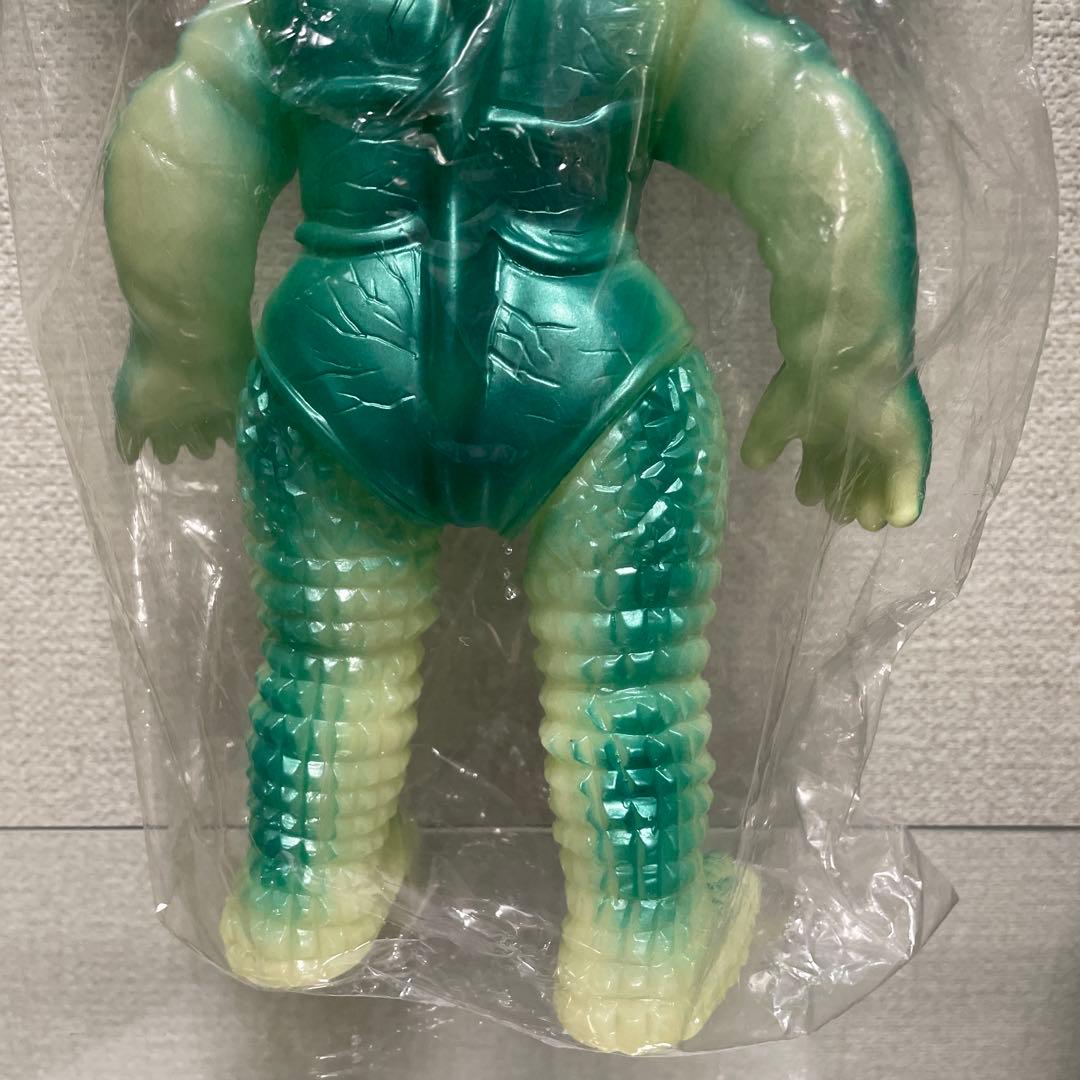 WSWS　B-CLUB 復刻版怪獣　メフィラス星人（畜光）