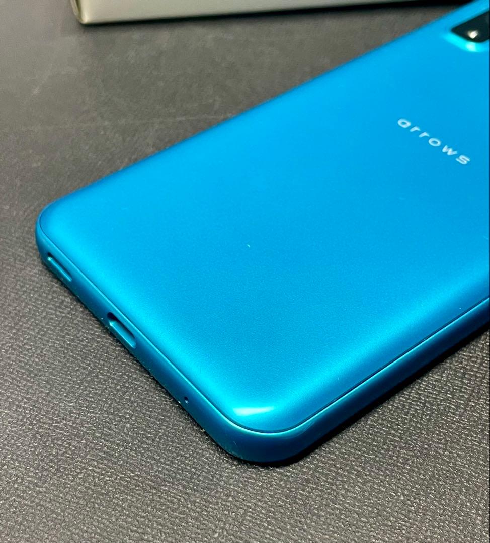 arrows we （A101FC） スマートフォン ブルー 極美品 使用僅か