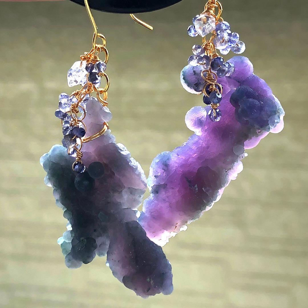 天然石♡超大粒♡ぽこぽこシルキーグレープアゲート×アイオライトのピアス14kgf
