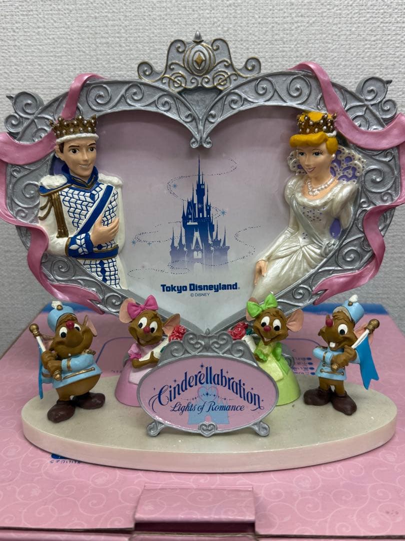 【送料込み】ディズニーランド　シンデレラブレーション　写真立て　フォトフレーム