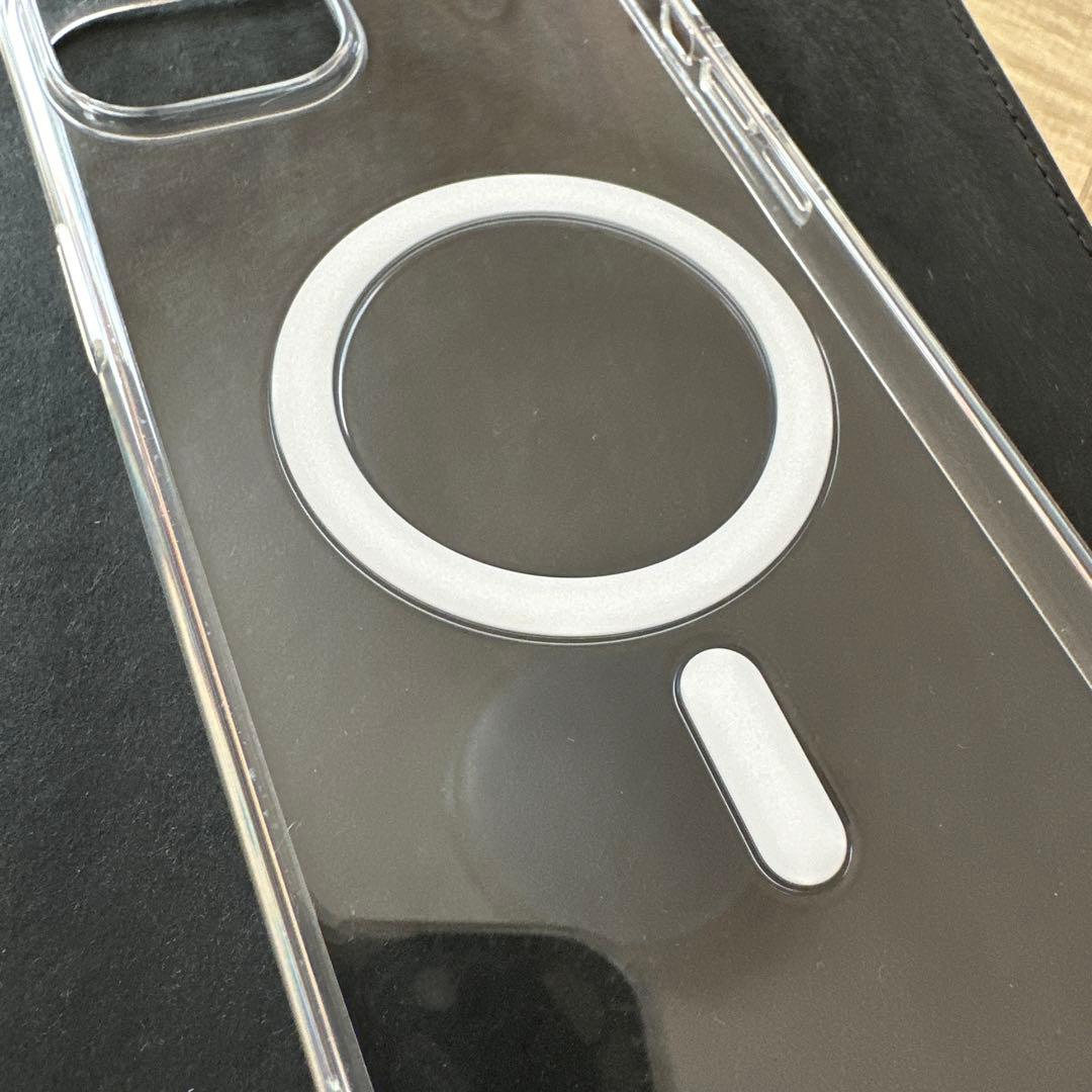 iPhone15 plus Apple純正MagSafe対応ケース