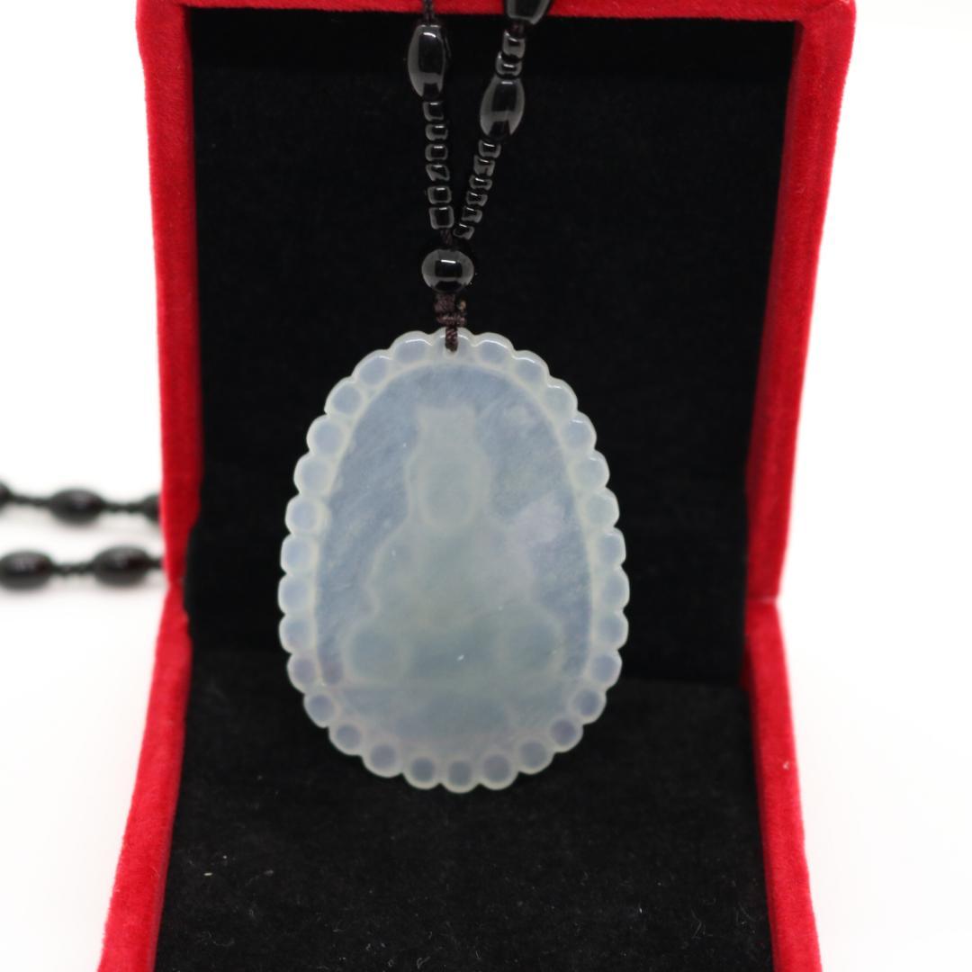 訳あり 観音菩薩　ミャンマー天然A貨翡翠　ジェイダイト　ペンダントヘッド 天然石