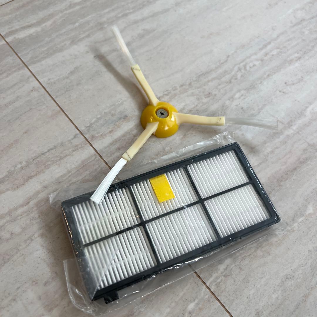 iRobot Roomba 本体