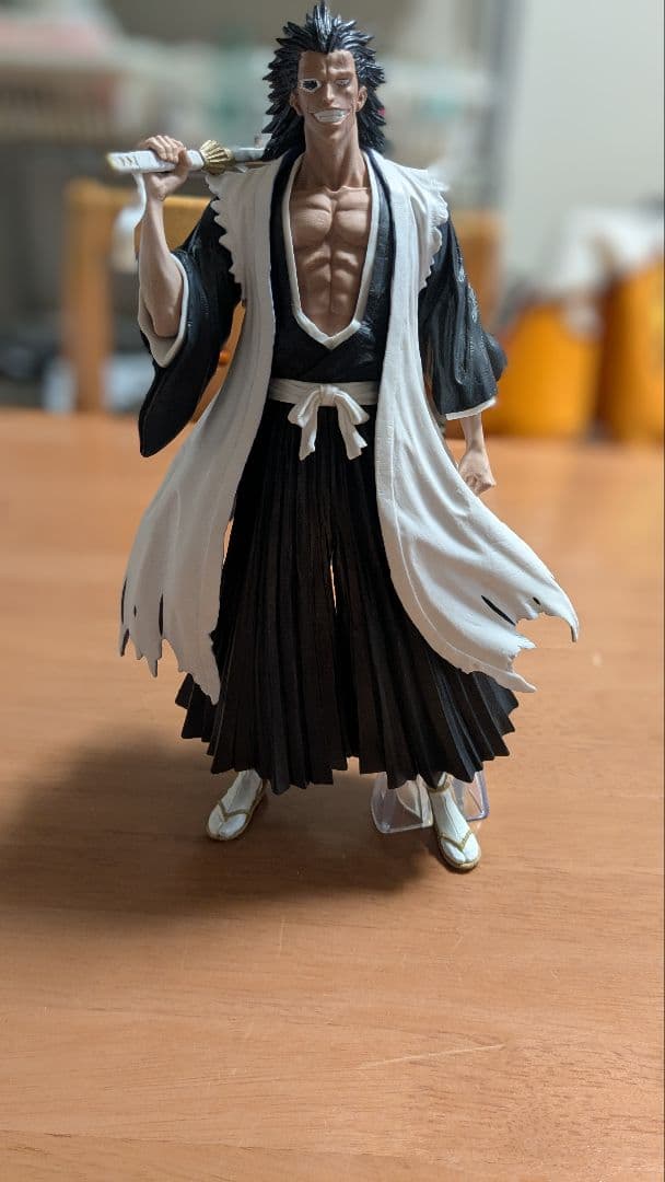 m*i様 箱無し一番くじ　BLEACH 更木剣八　ラストワン　フィギュア