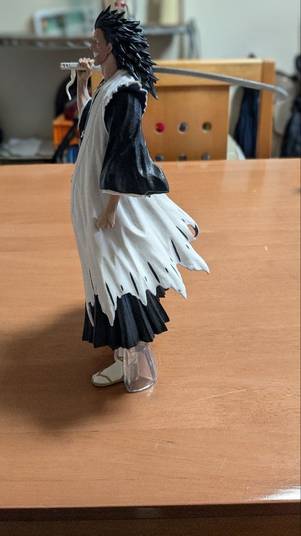 m*i様 箱無し一番くじ　BLEACH 更木剣八　ラストワン　フィギュア