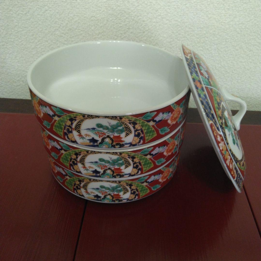 (値下げ）有田焼　昇龍窯　古伊万里　染め錦　金彩吉祥古典柄　三段重ね　蓋付重ね鉢