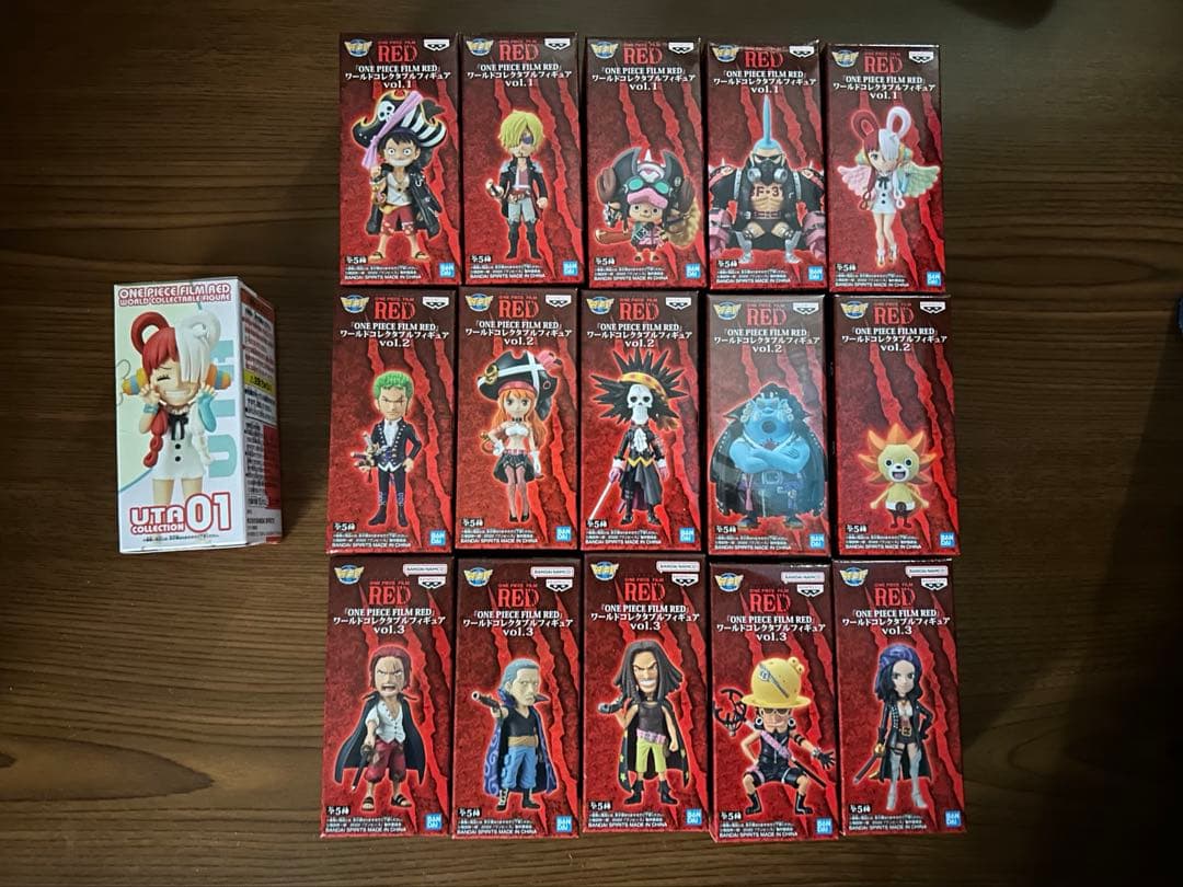 ワンピースフィルムREDフルセット+おまけ1個付き【新品未使用】