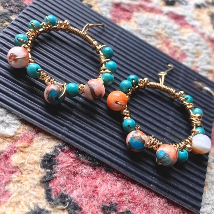 天然ターコイズのフープピアス