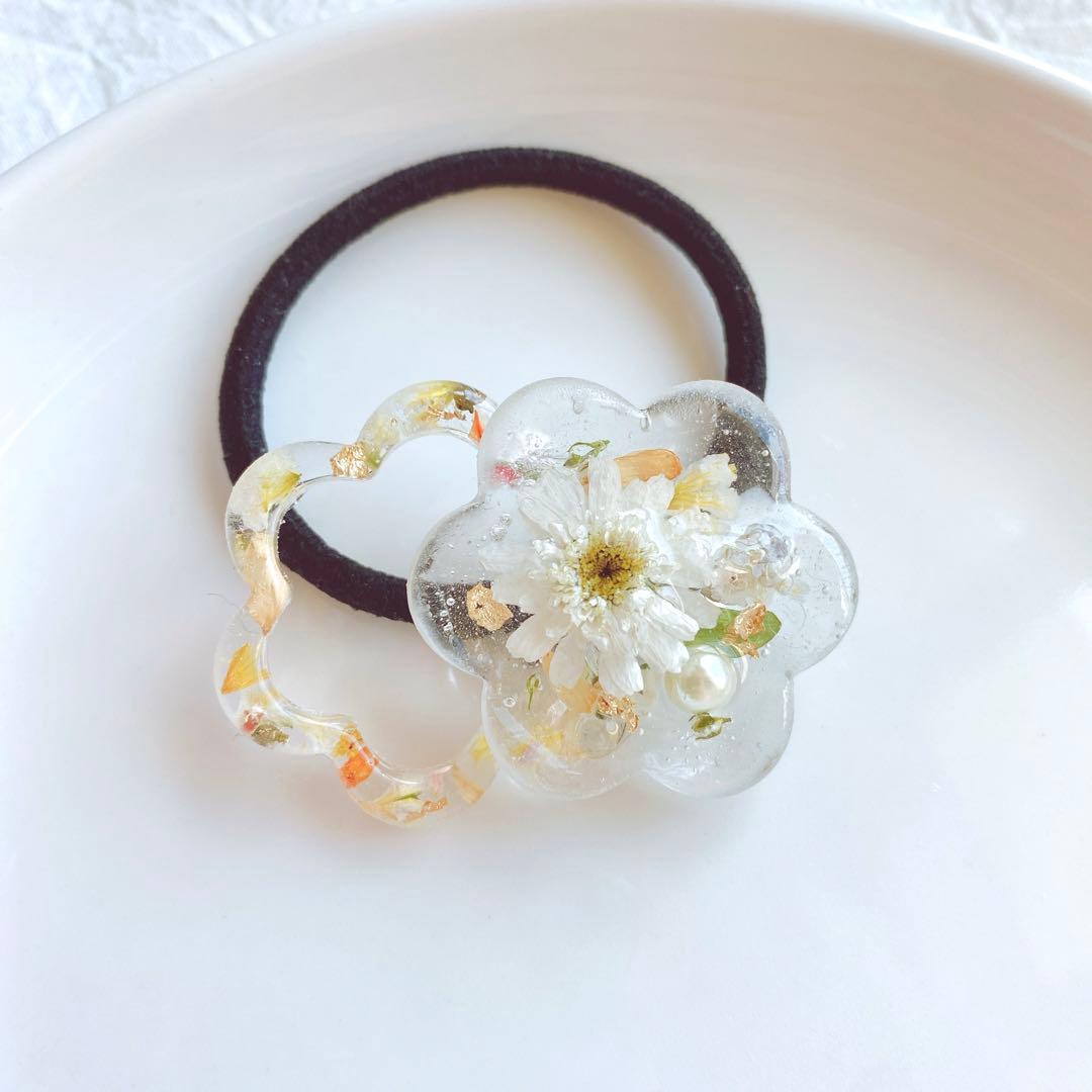 レジンヘアゴム 大ぶり　お花リング　氷　白　オレンジ　イエロー　マトリカリア