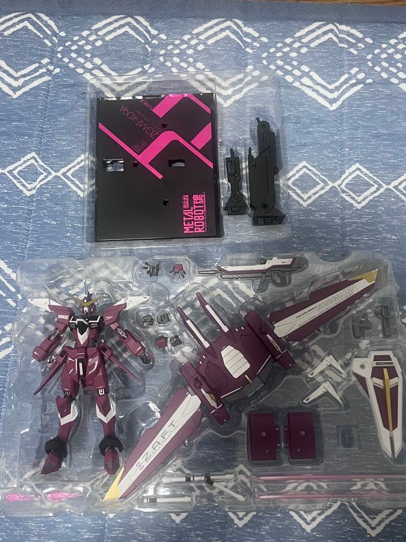 L ROBOT魂 フリーダム＆ジャスティス＆プロヴィデンスガンダム