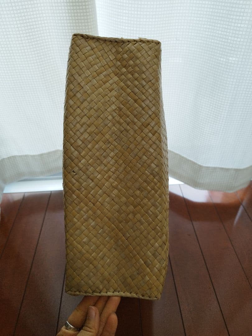 ラウハラ かごバッグ