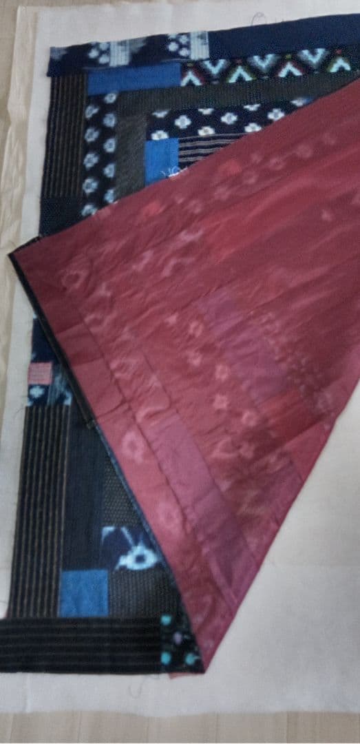 絣リメイク　パッチワーク柄　大判ラグ