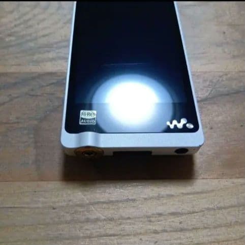 J*]様 SONYウォークマンNW-ZX1 128GB　動作良好
